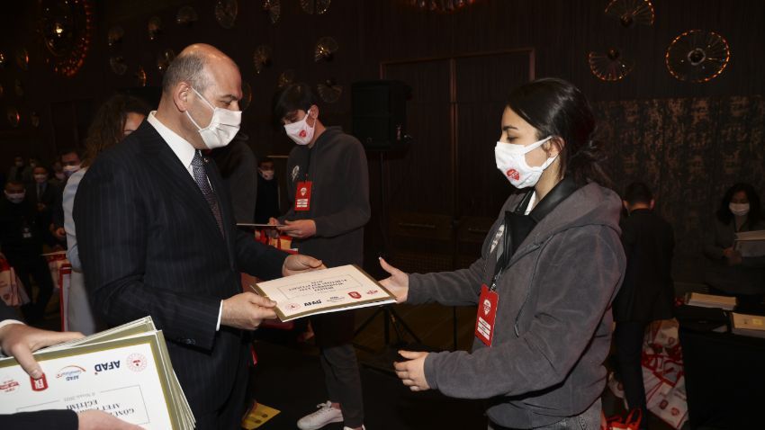 Bakan Soylu, 'Yarın Çok Genç Olacak Projesi' kapsamında çocuklarla buluştu 14