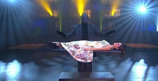 Maskeli Sihirbaz hilesini ifşa etti! 1