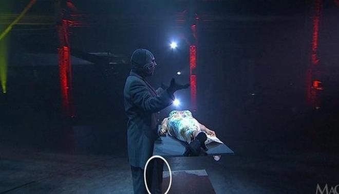 Maskeli Sihirbaz hilesini ifşa etti! 11