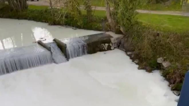 Dereden akanı görenler hayrete düştü 4