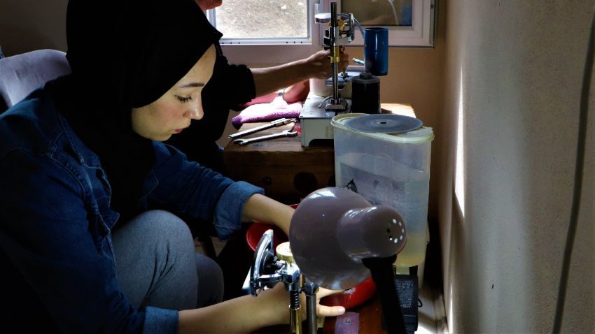 Komando gibi iz sürüyorlar! Aile bu taşın peşinde 5