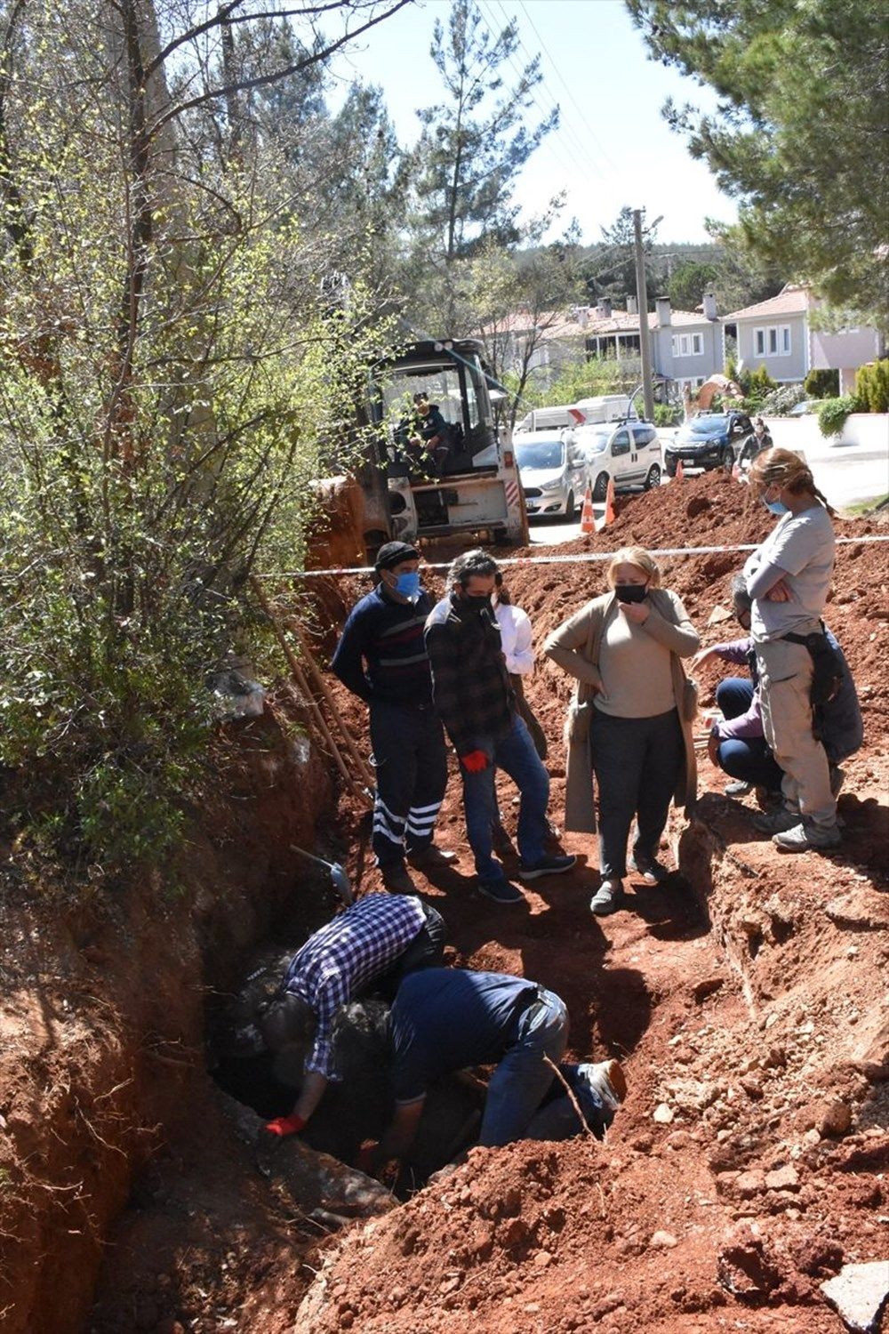 Sulama kanalı kazısında ortaya çıktı! Görenler şaşırdı 2