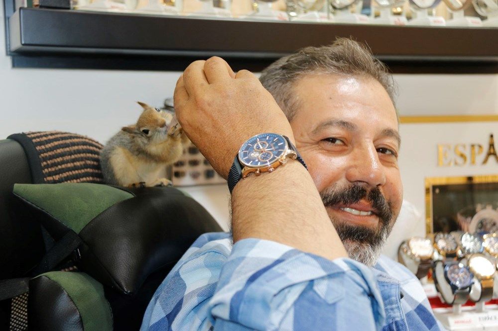 Kuyumcunun kasası ona emanet! 5