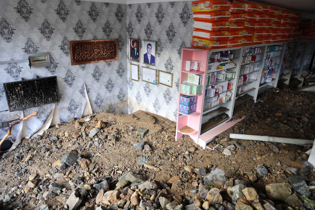 Rize’de felaketin boyutu gün ağarınca ortaya çıktı! 9