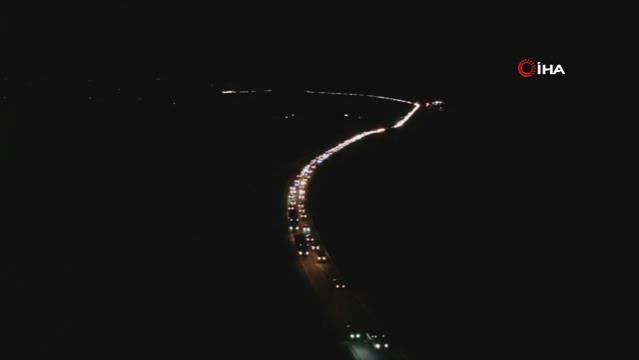 70 kilometrelik araç kuyruğu havadan görüntülendi 2