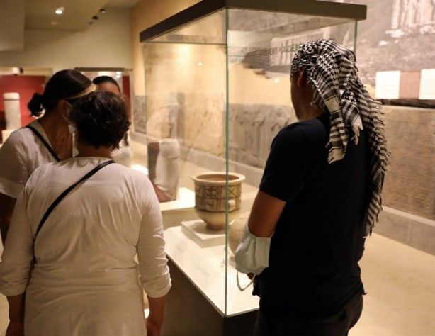 Dünyanın ilk 'gülücük' emojisi 6