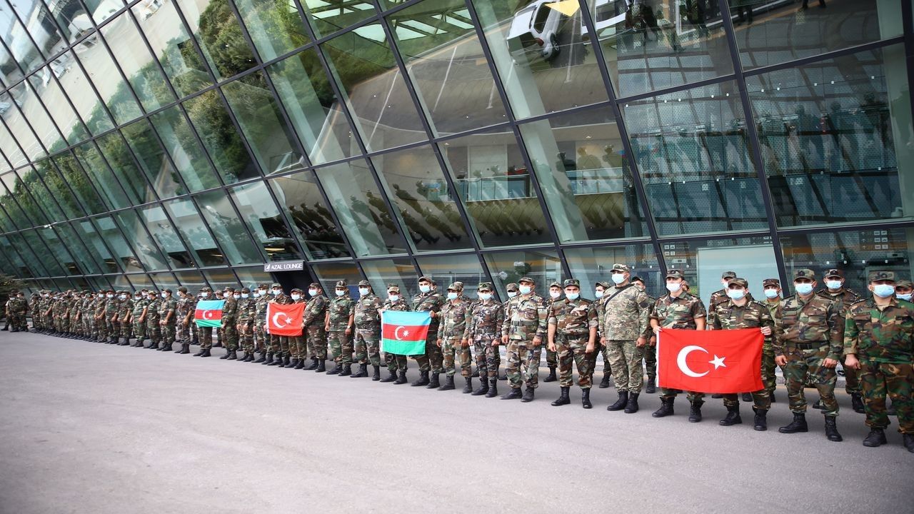 Azerbaycan'dan Türkiye'ye kardeş eli! 4