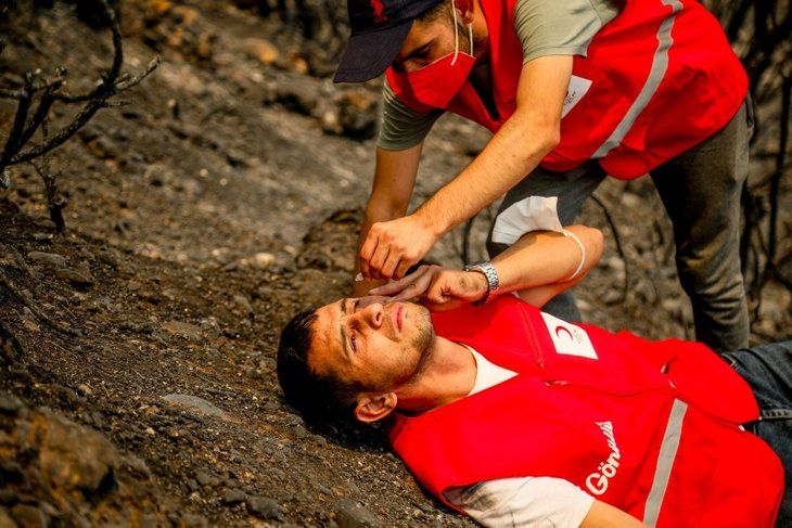 Yangın nöbetinde en ön saftalar! 6