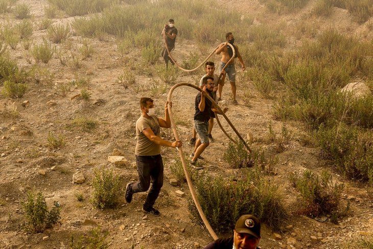 Yangın nöbetinde en ön saftalar! 19