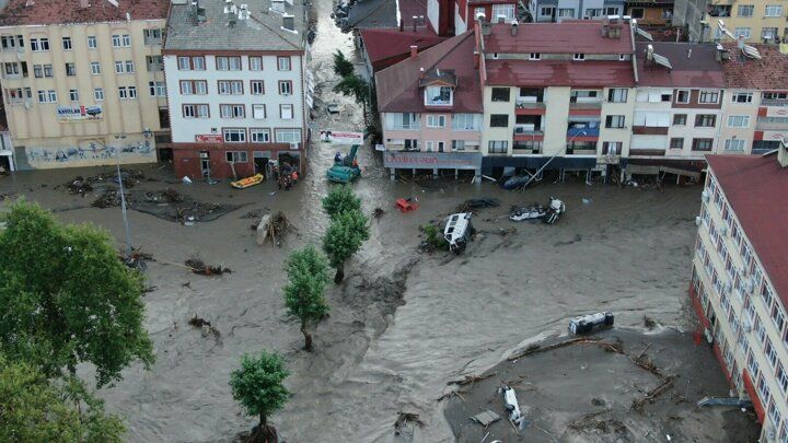 Sel felaketinin etkisi gün ağarınca ortaya çıktı! Korkunç görüntüler 8