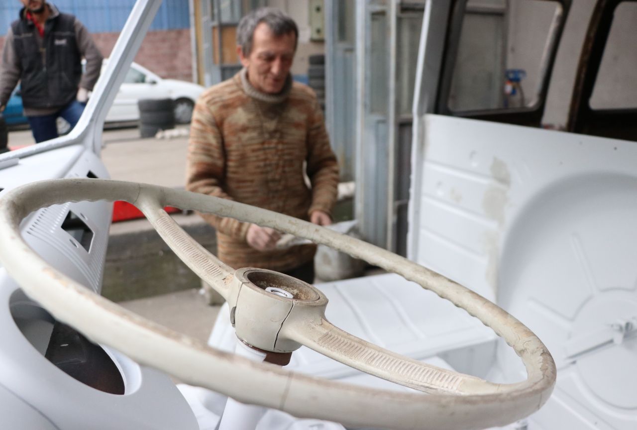 1964'lük minibüse 350 bin TL harcadı! İşte son hali 4
