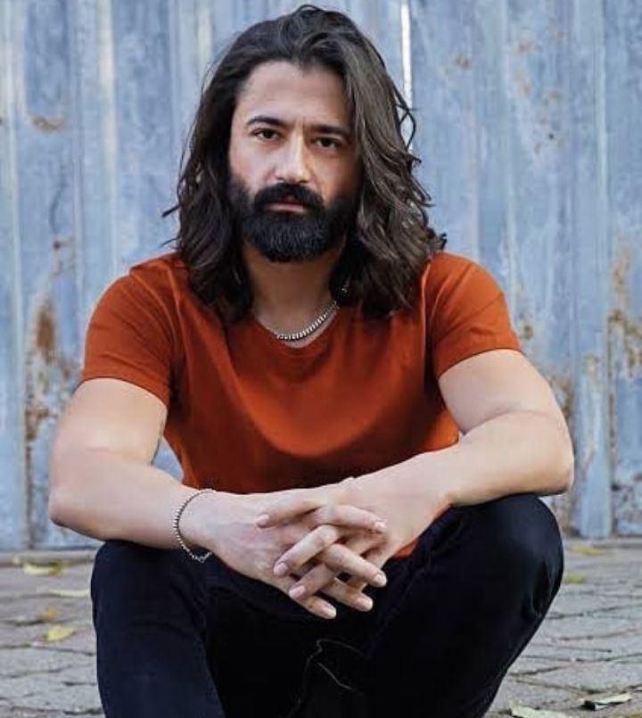 Ünlü sanatçının acı günü! 4