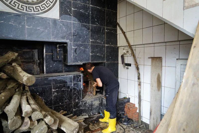 Kendisine fazla ödenen 750 bin lirayı iade etti 6