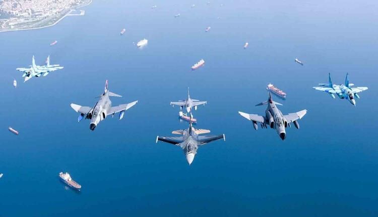 İstanbul Boğazı'nda heyecanlandıran dakikalar 11