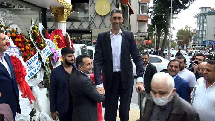 En uzun insan Sultan Kösen: Bana 5 doz aşı yapılmasını istedim 3