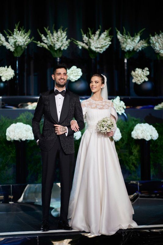 Tatlıses'in gelinine taktığı takının fiyatı dudak uçuklattı 2