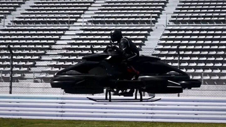 Uçan motosiklet satışa çıktı! İşte fiyatı 6