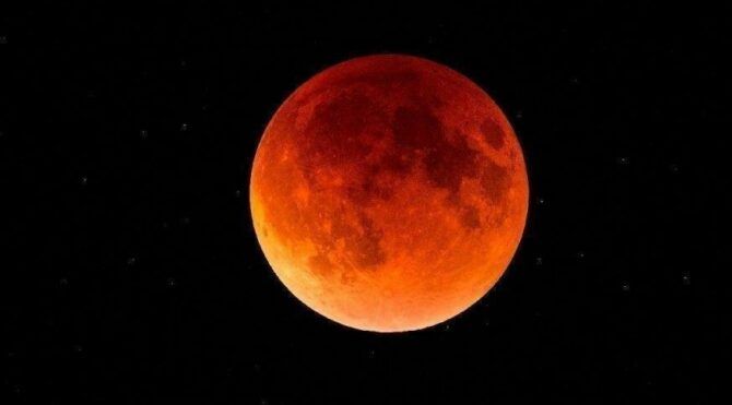 Ay tutulması saat kaçta, ne zaman başlayacak 2021? Parçalı Ay tutulması Türkiye'den görülecek mi? 2