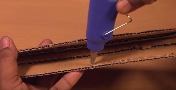 Liseli genç yaptığıyla şaşkına çevirdi! Sadece bir sprey ve kapakla başladı... 17