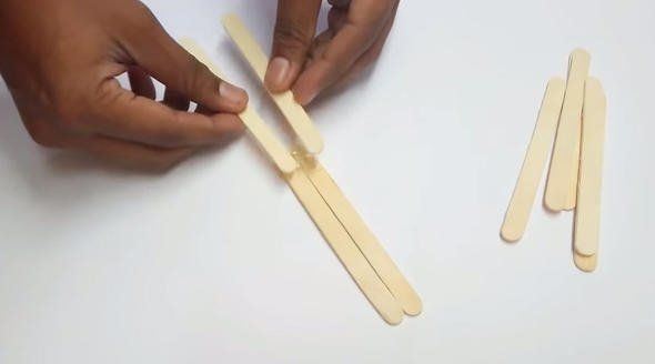 Liseli genç yaptığıyla şaşkına çevirdi! Sadece bir sprey ve kapakla başladı... 46