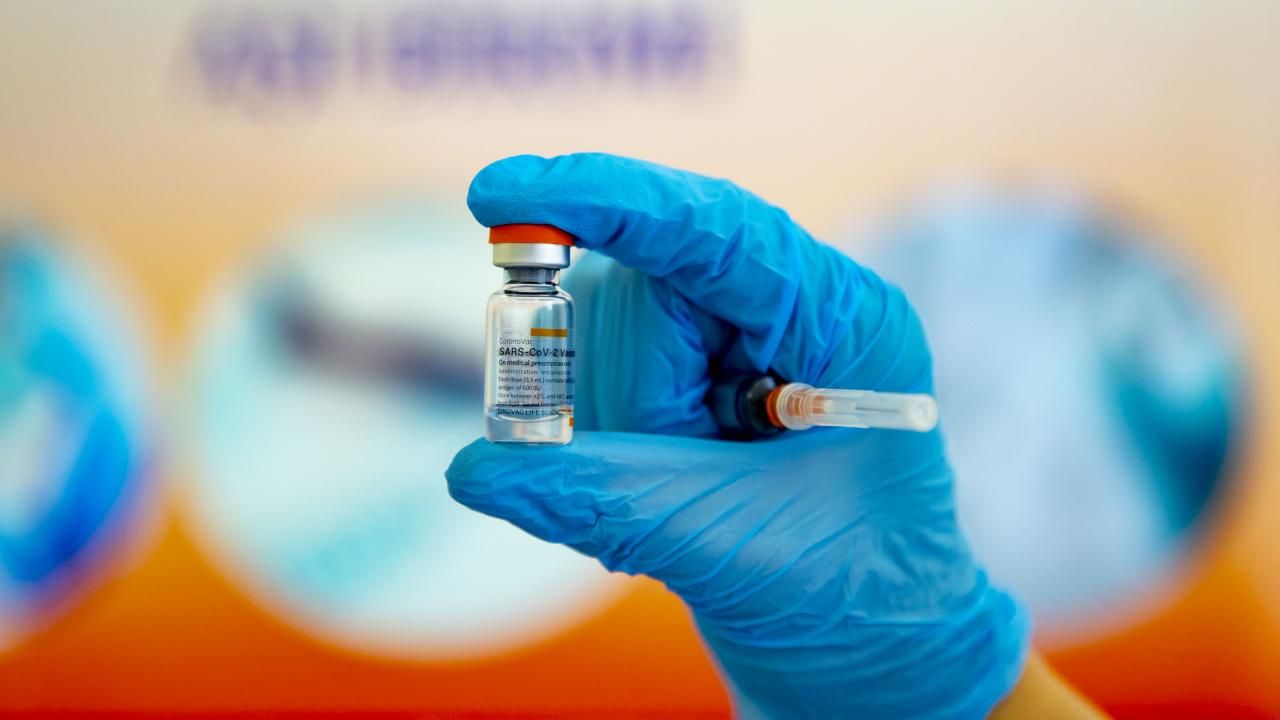 Aşısını erteleyenleri bilgilendirmek için rehber hazırlandı 14