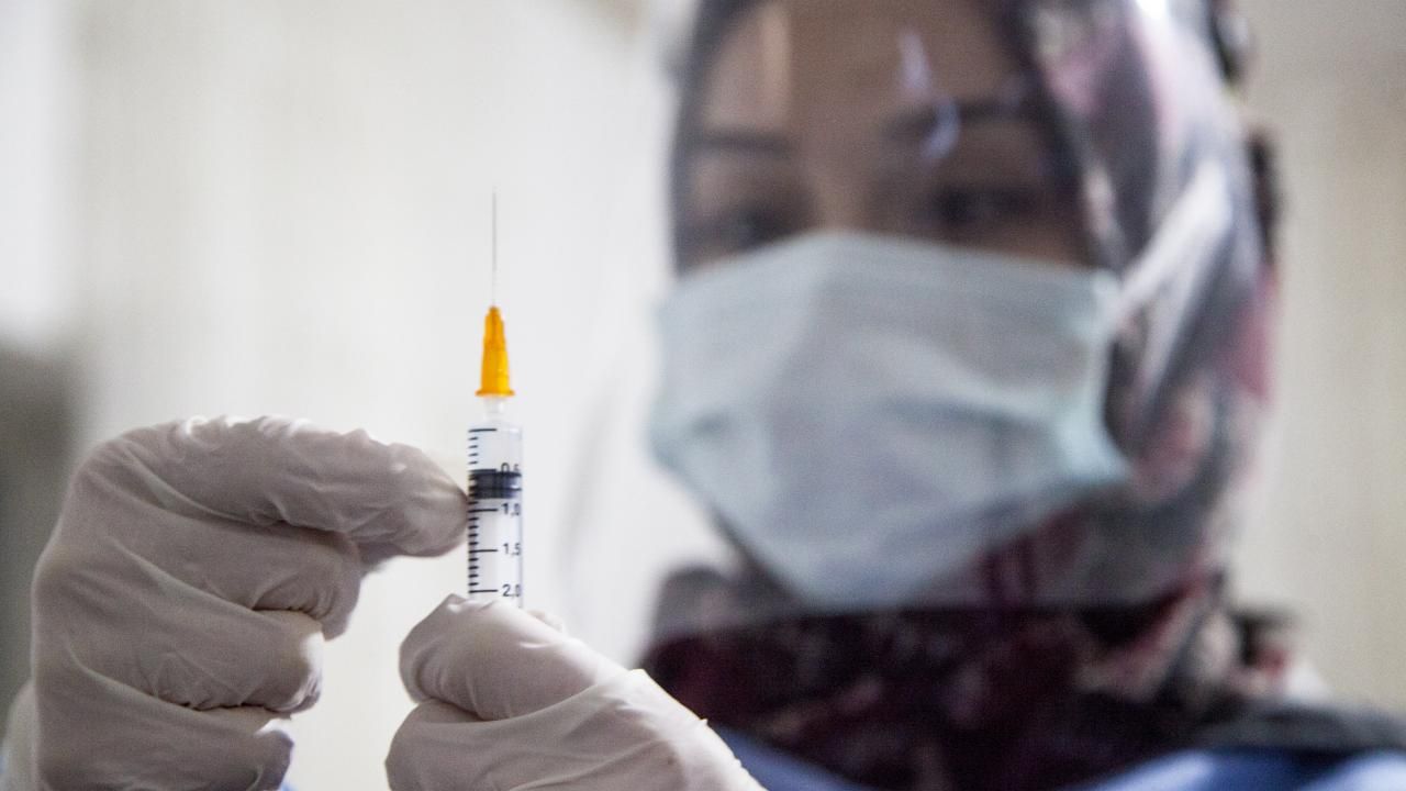 Aşısını erteleyenleri bilgilendirmek için rehber hazırlandı 2