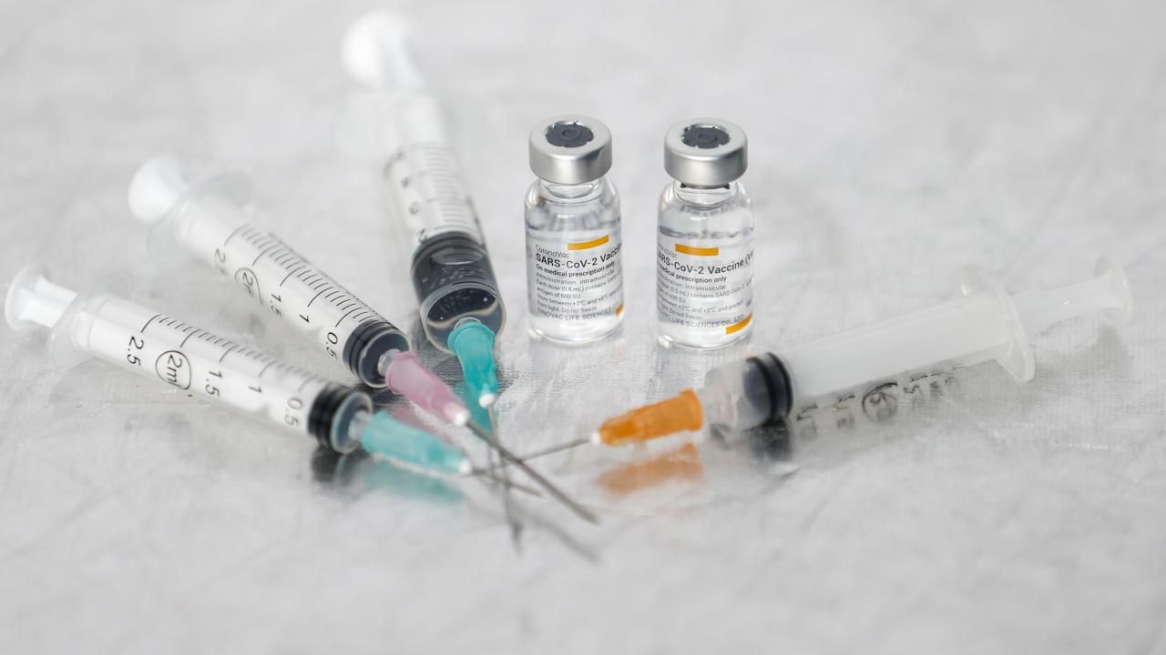 Aşısını erteleyenleri bilgilendirmek için rehber hazırlandı 4