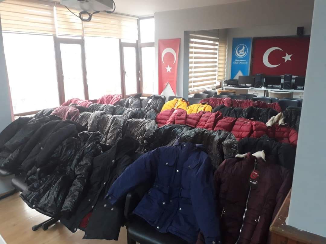 Ankara Ülkü Ocakları’ndan çocukları gülümseten kampanya 7