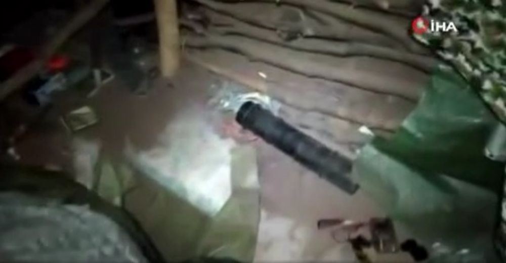 Komandolar "girilemez" denilen bölgede! 3