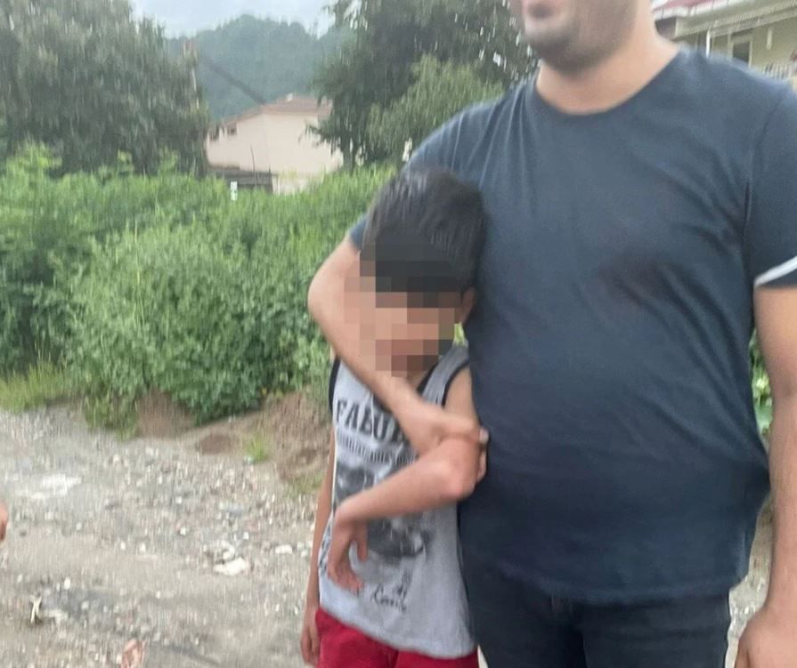 3 çocuk, çaldıkları otomobille 900 kilometre gitti: Her yerde aranıyorlar! 5