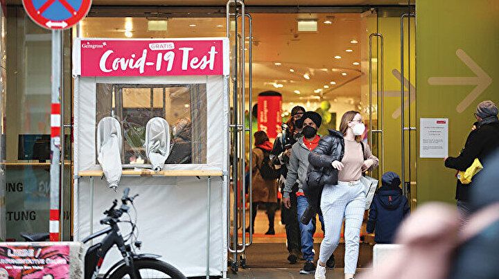 Omicron'u tespit eden doktor "olağan dışı" diyerek açıkladı 10