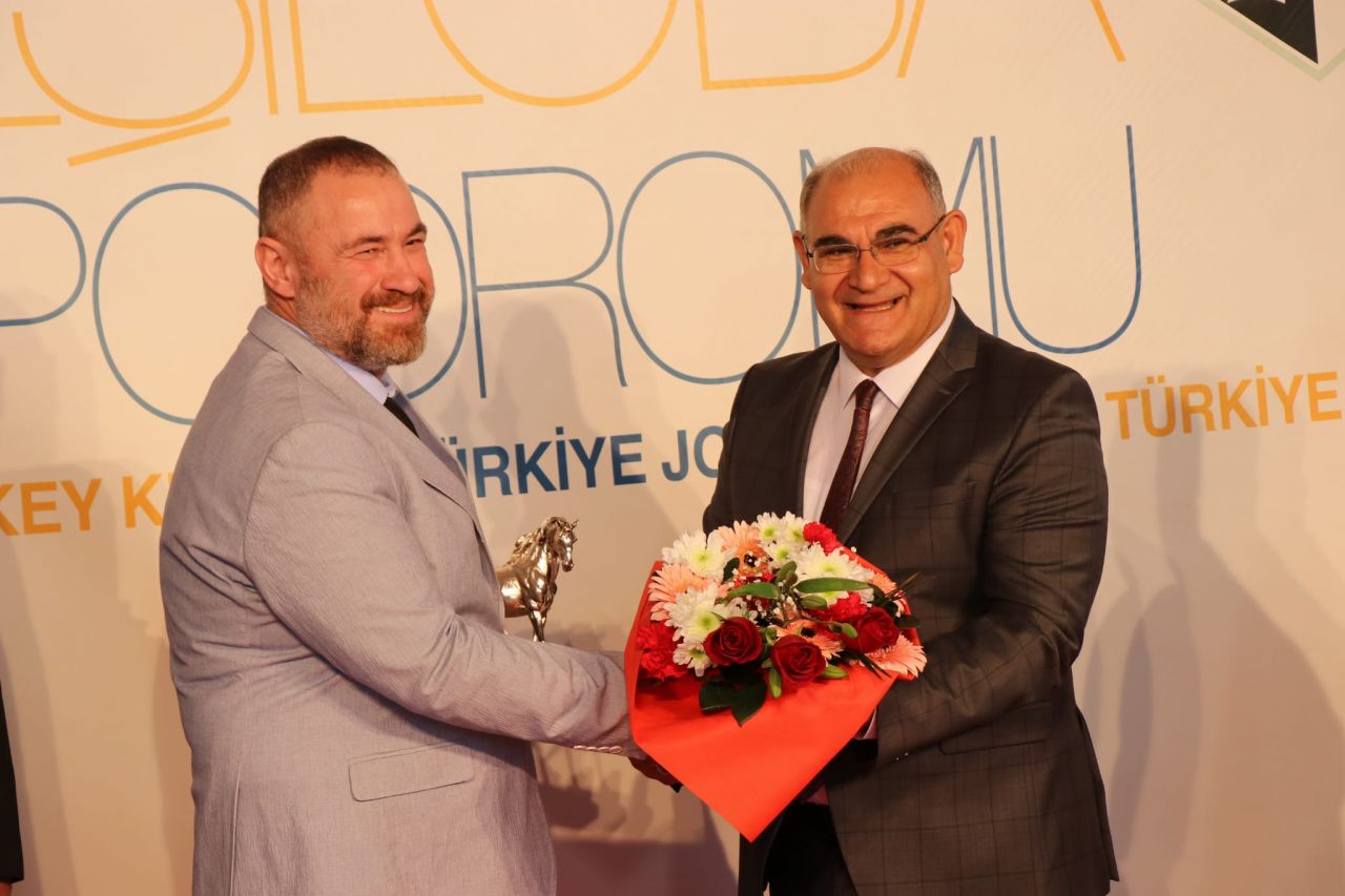 Pozantı Belediye Başkanlığı koşusunu 'Asrın Pehlivanı' kazandı 6