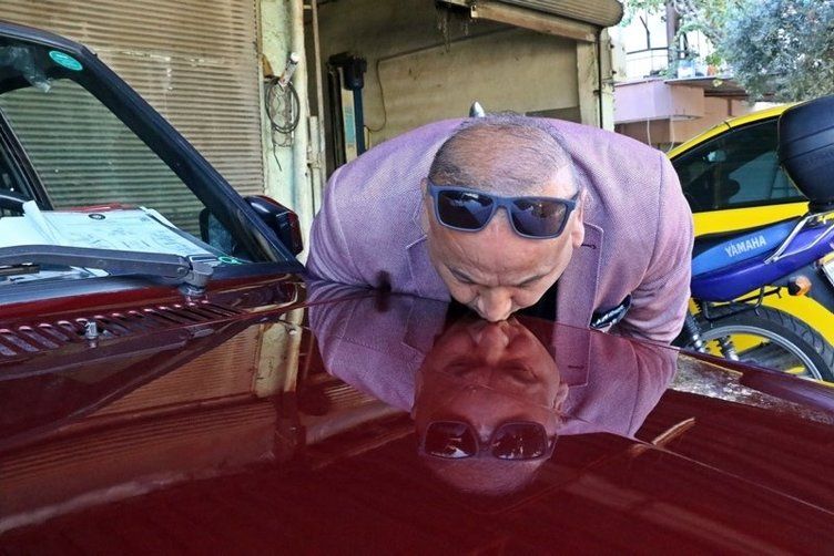 20 yıllık arabaya dudak uçuklatan fiyat! 12