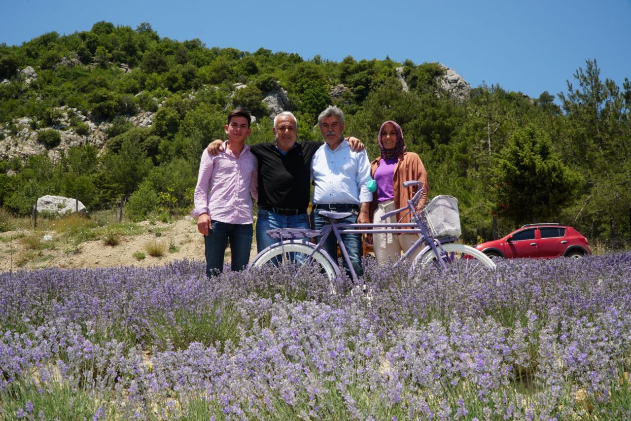 Feke Belediye Başkanı Ahmet Sel: “Fırsatçılara, Fırsatı Kaosa Çevirenlere Göz Açtırmayız.” 18
