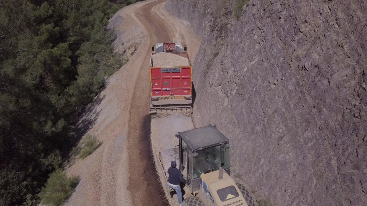 Feke Belediye Başkanı Ahmet Sel: “Fırsatçılara, Fırsatı Kaosa Çevirenlere Göz Açtırmayız.” 7