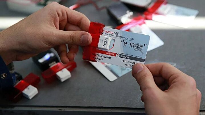 Eski kimlik kullananlar dikkat! Son tarih belli oldu 1