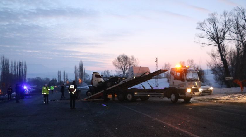 Çok sayıda ölü ve yaralı var 22