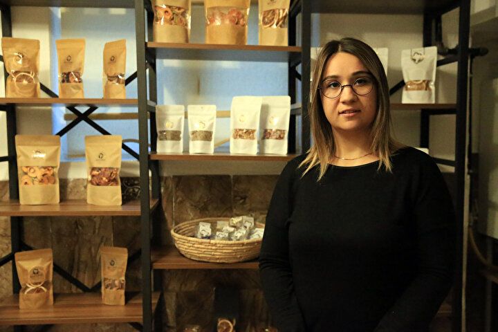 Evinde yapmaya başladı! İngiltere, Almanya, ABD'ye bile gönderiyor 18