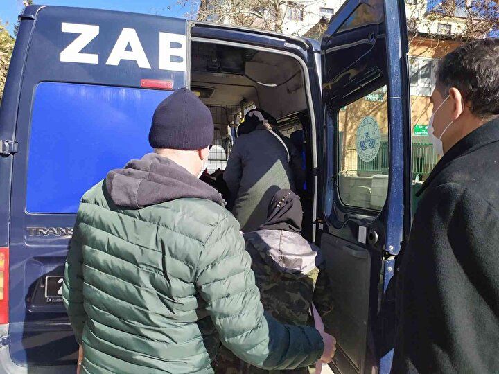 Zabıta dilenciyi yakaladı, vatandaş hala para vermeye çalıştı! 1