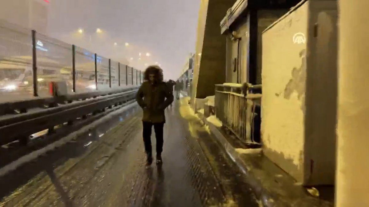 İstanbul'da kar çilesi! 6