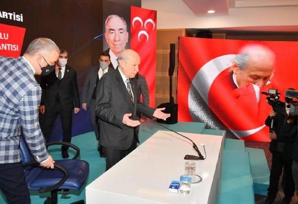 MHP Lideri Devlet Bahçeli'den teşkilatlara talimat! 2023'te yapılacak seçim için 'Hazırlıklı olun' 10