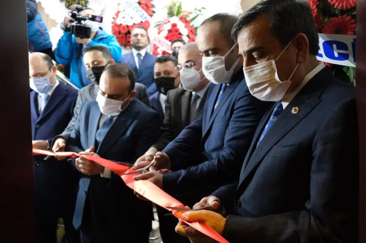 Türk Hukuk Enstitüsü yeni genel merkez binasının açılışı gerçekleştirildi 5