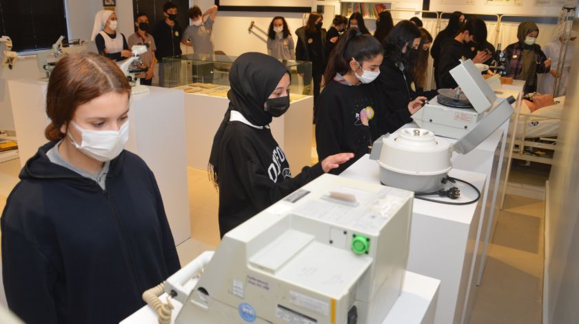 İşte bir zamanların sağlık teçhizatları 2