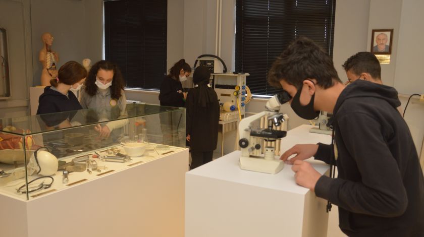 İşte bir zamanların sağlık teçhizatları 8