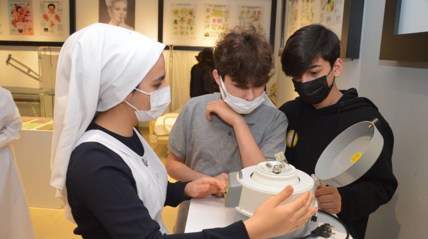 İşte bir zamanların sağlık teçhizatları 12