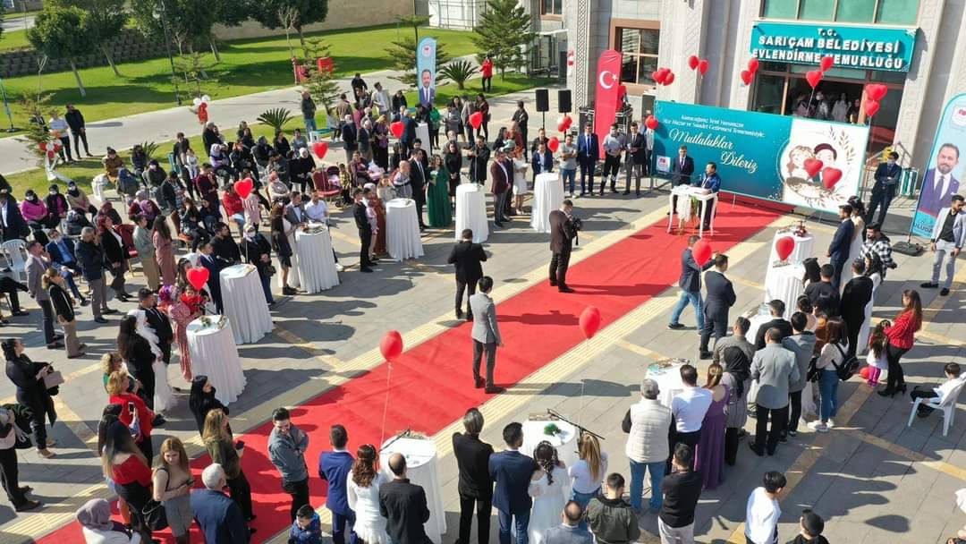 Sarıçam'da 14 Şubat'ta 14 nikâh 10