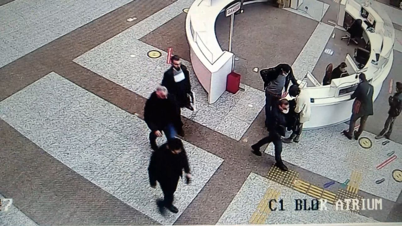 Hakan Fidan imzalı evraklar gösterip... 1