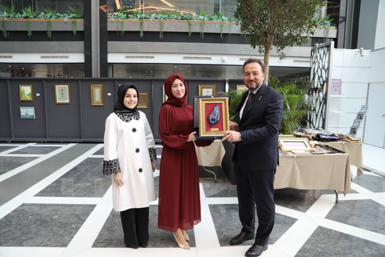 MÜSİAD Kadın 'El Emeği Sergisi' ziyaretçilerini bekliyor 6