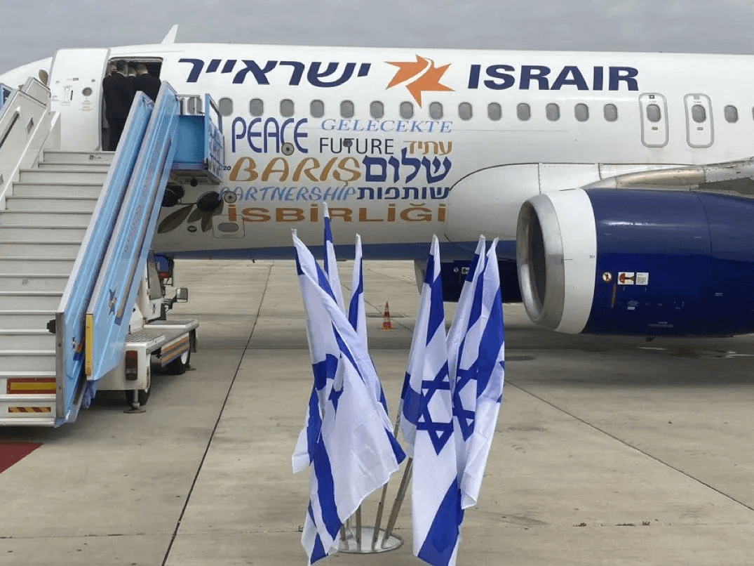 Uçağının üzerinde yazan Türkçe kelimeler dikkat çekti 1