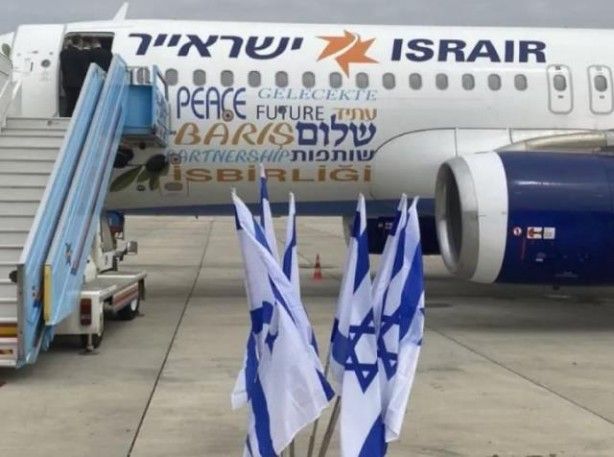 Uçağının üzerinde yazan Türkçe kelimeler dikkat çekti 13